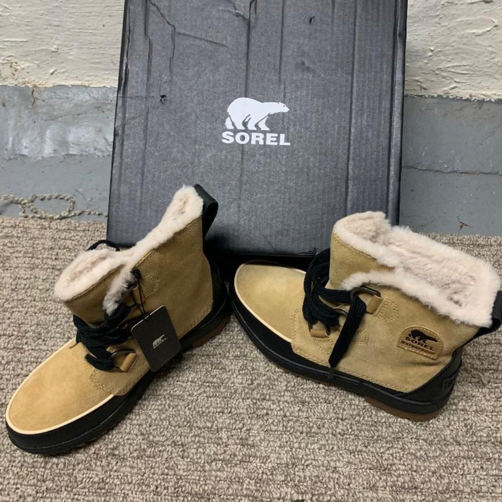 NEW!! SOREL BOOTS WOMENS SIZE 8